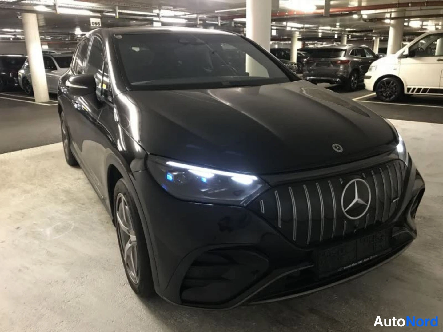Mercedes-Benz EQE 350 4MATIC AMG Line 2023