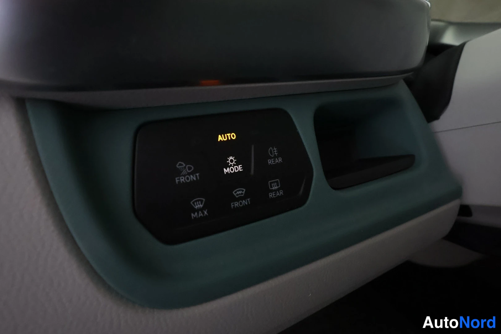 Volkswagen ID. Buzz 2024, yksityiskohta, kuva 23