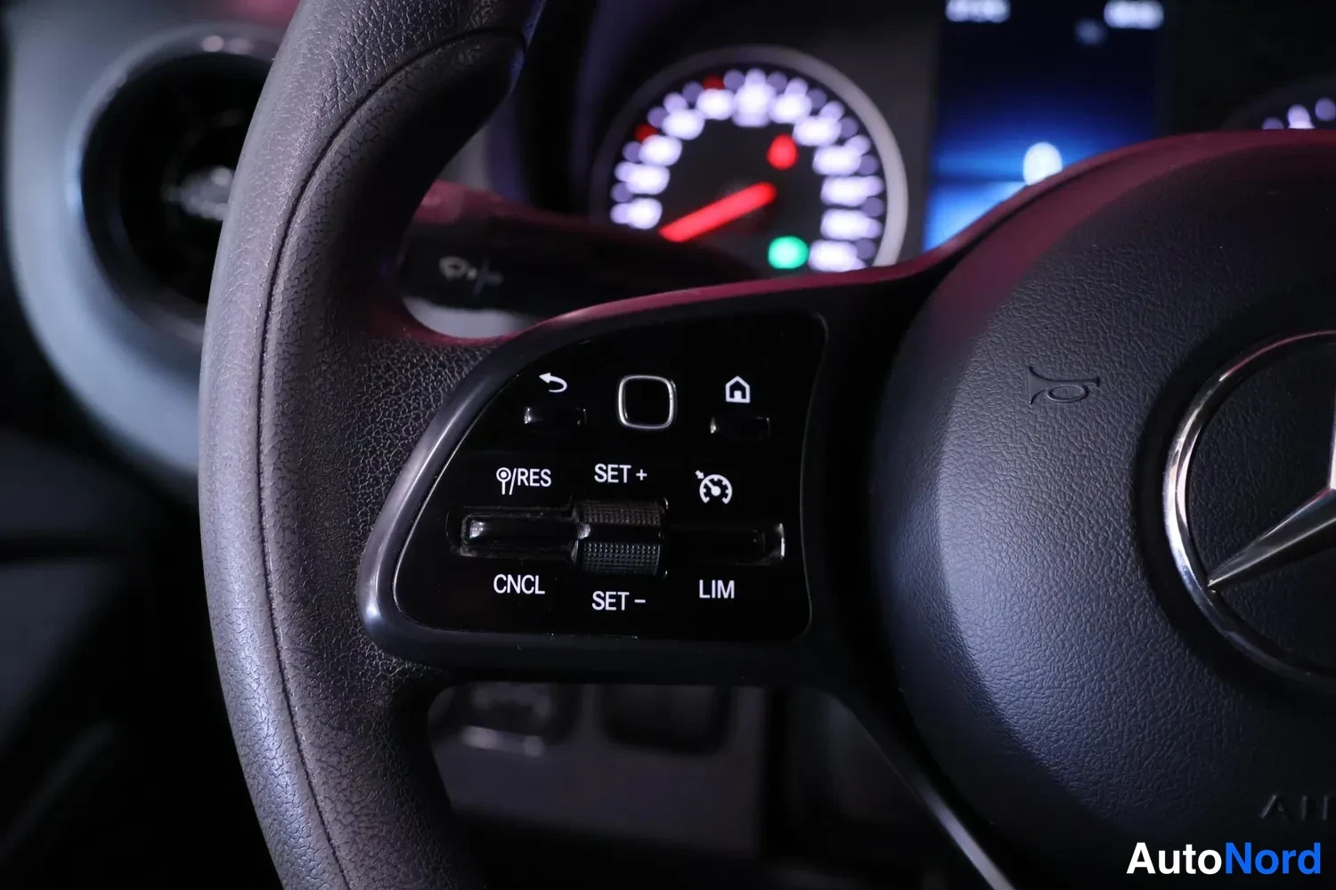 Valkoinen Mercedes-Benz Sprinter 314 CDI 2019, kuva 22