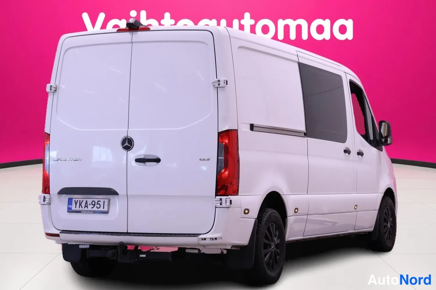 Valkoinen Mercedes-Benz Sprinter 314 CDI 2019, takaviisto, kuva 8