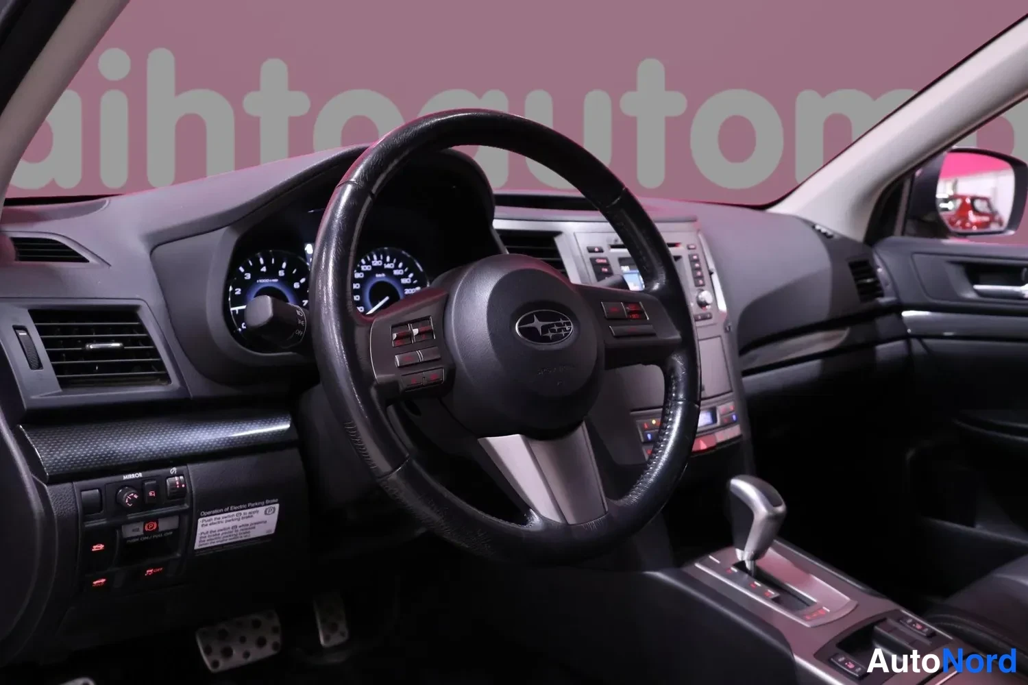 Hopea Subaru Legacy 2012, kuva 8