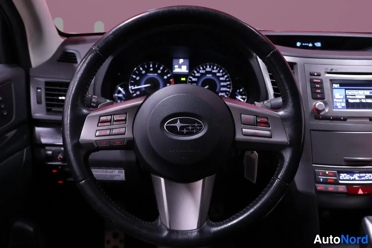 Hopea Subaru Legacy 2012, kuva 12