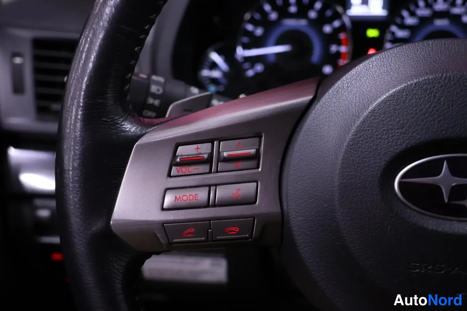 Hopea Subaru Legacy 2012, kuva 14