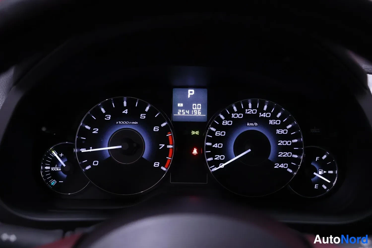 Hopea Subaru Legacy 2012, kuva 15