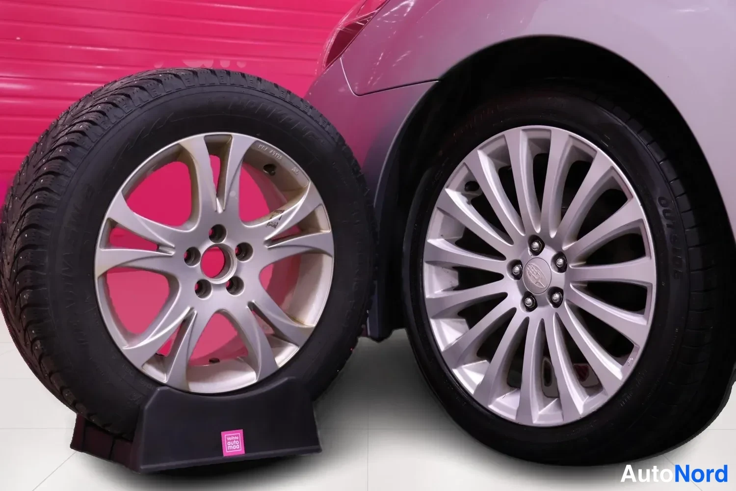 Hopea Subaru Legacy 2012, kuva 7