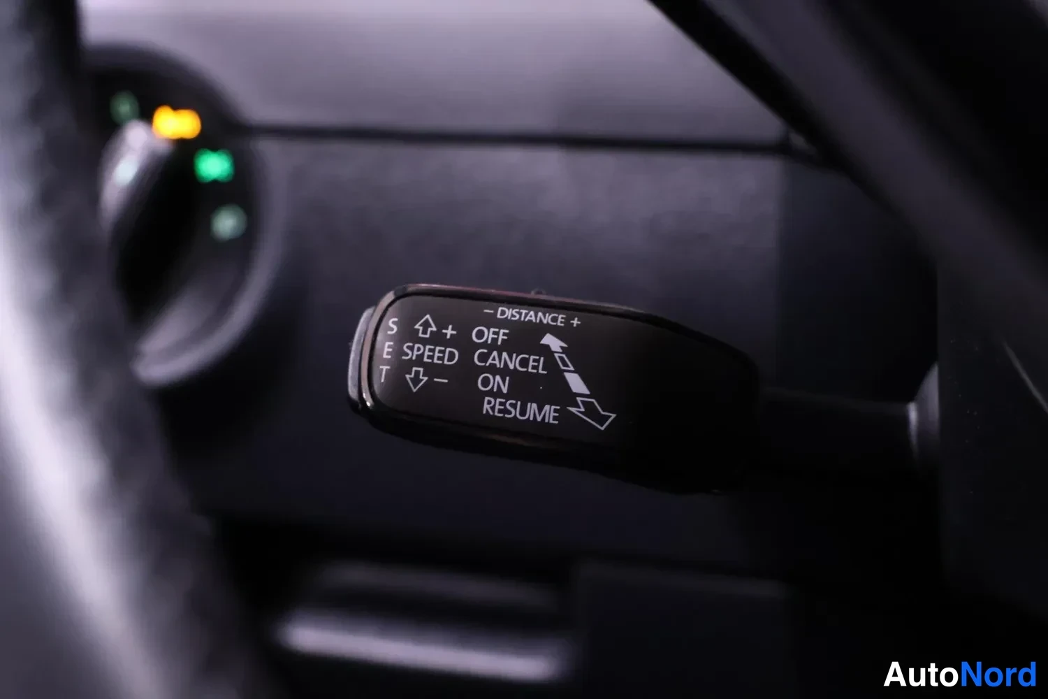Sininen Skoda Octavia 2020, kuva 16