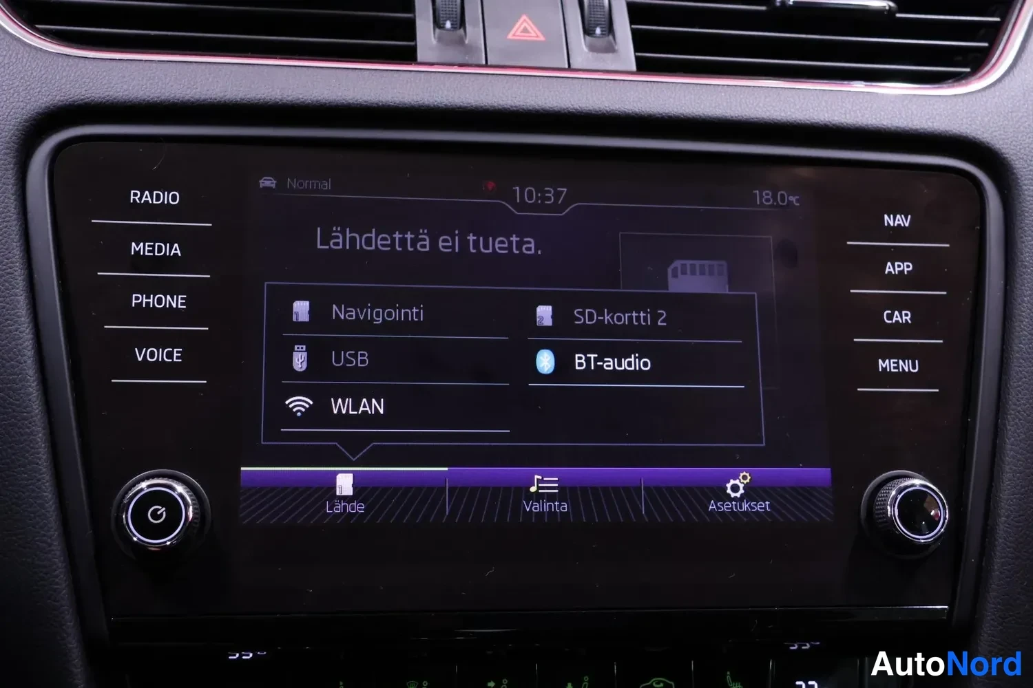 Sininen Skoda Octavia 2020, kuva 21