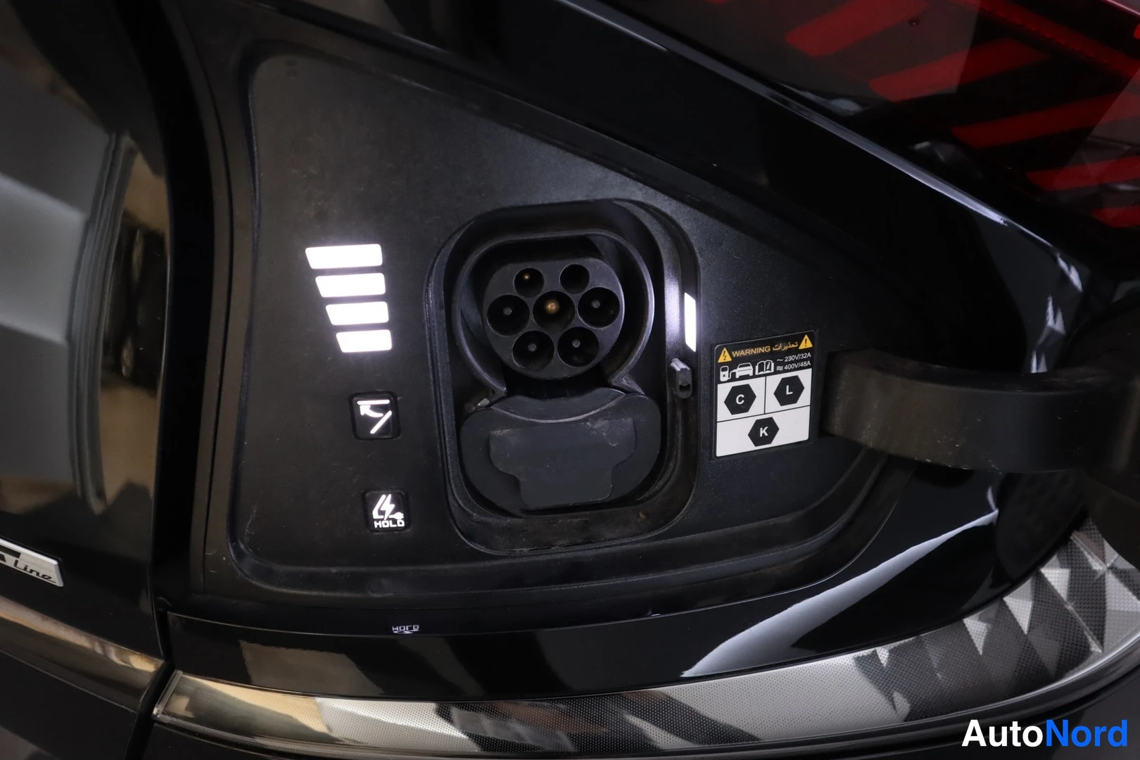 Musta Kia EV6 2024, kuva 32