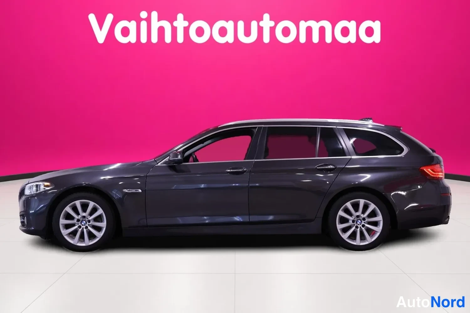 Harmaa BMW 520d xDrive 2017, kuva 4