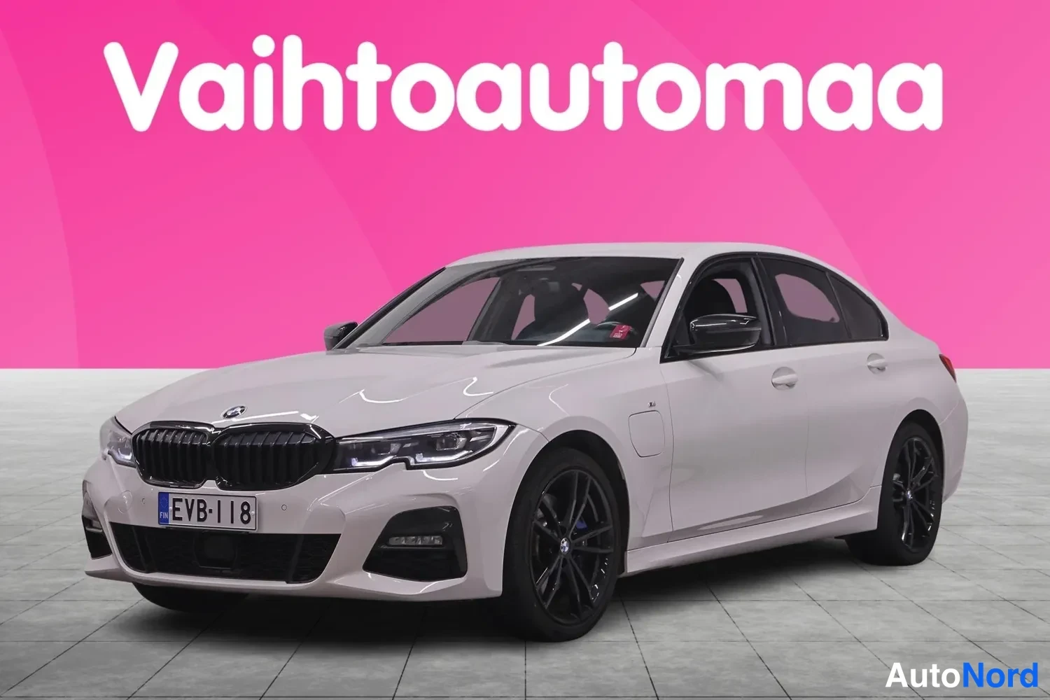 BMW 330e xDrive 2021