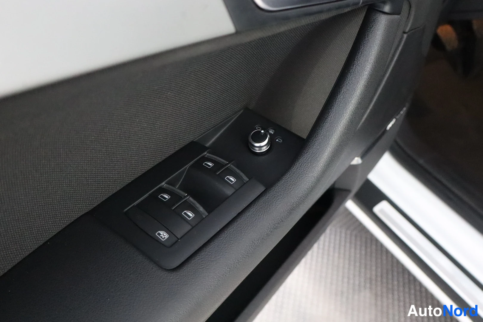 Valkoinen Audi A3 2011, kuva 18