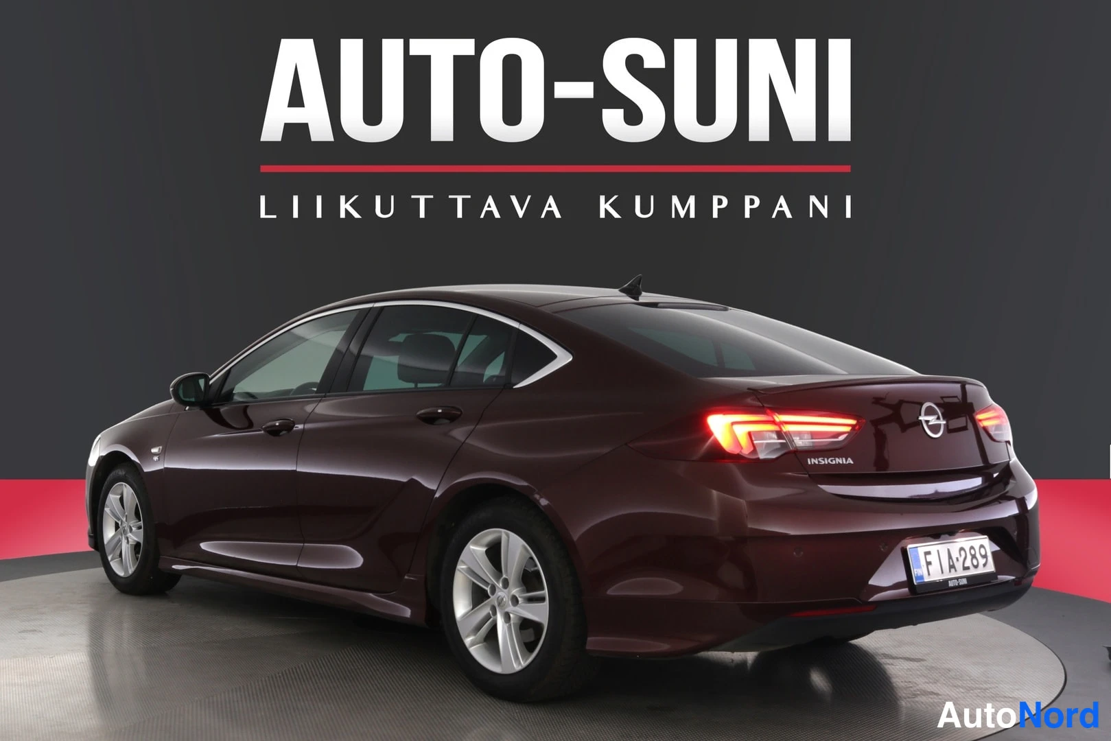 Punainen Opel Insignia 2020, takaviisto, kuva 6