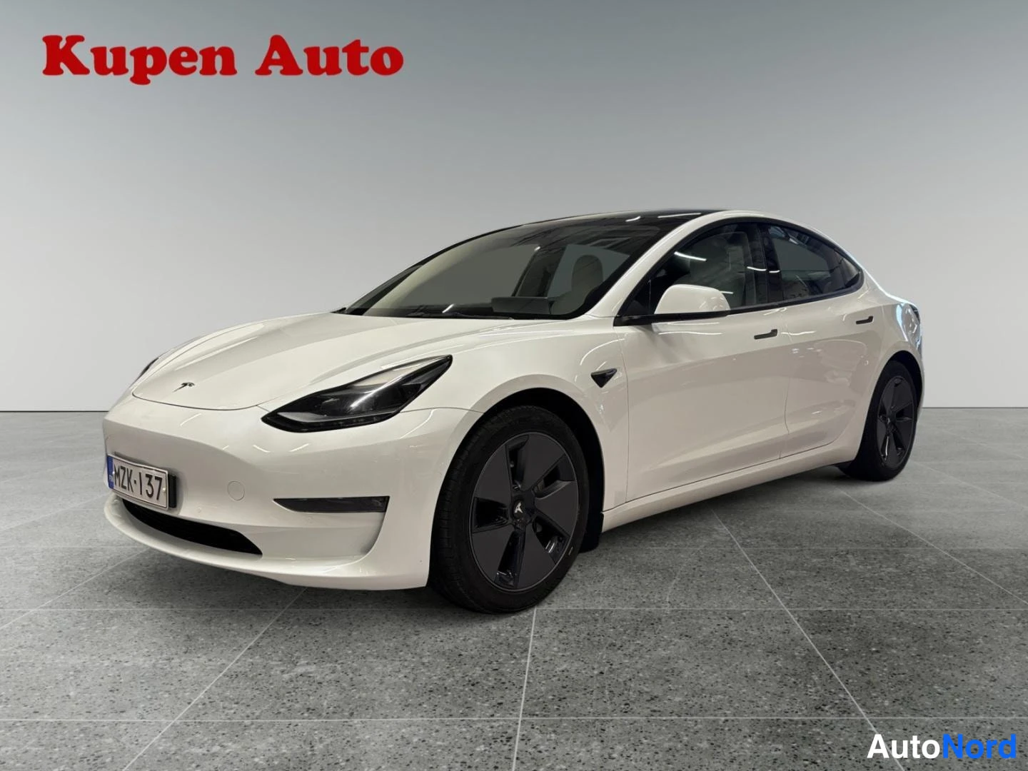 Tesla Model 3, 2021