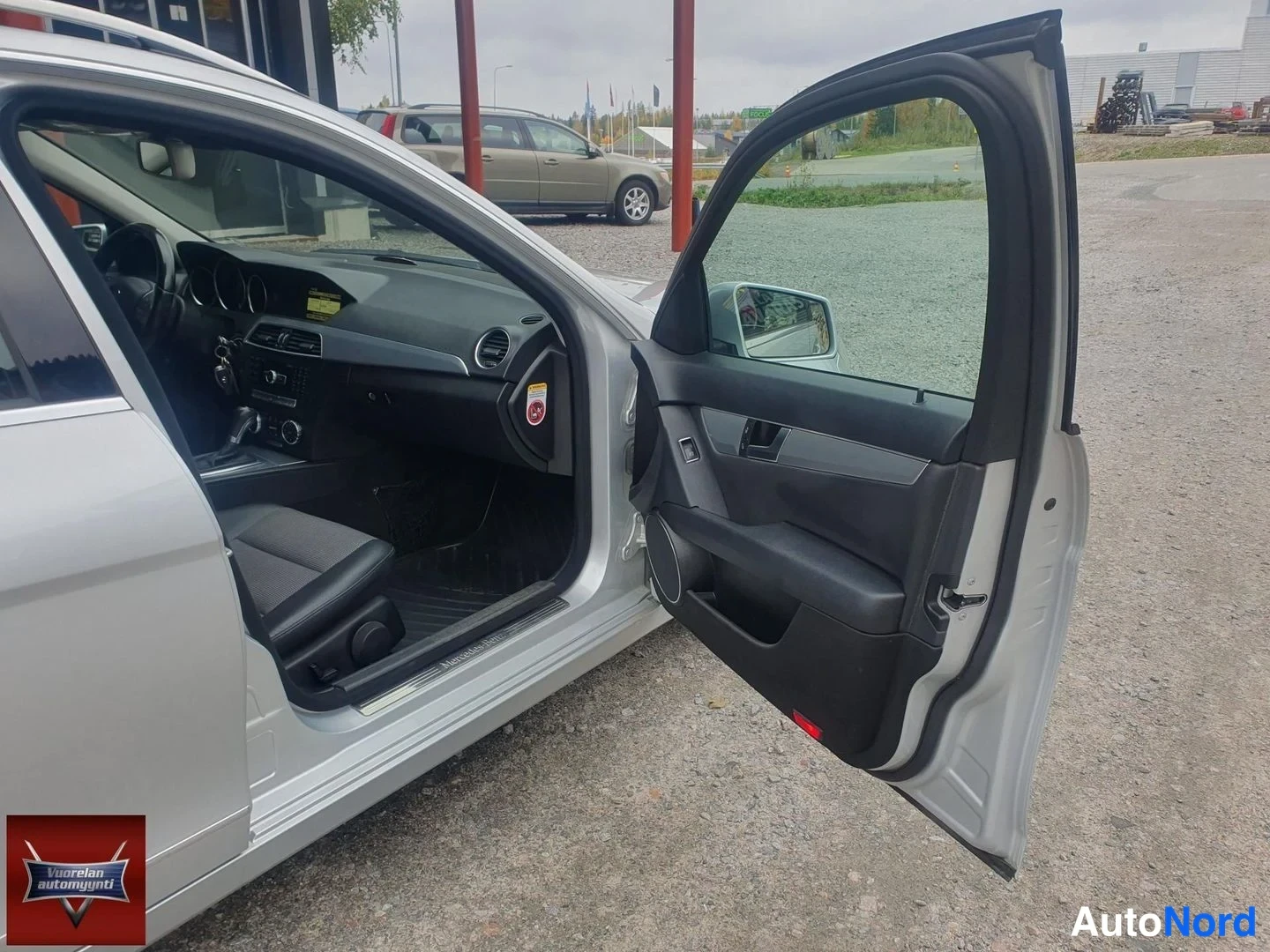 Hopea Mercedes-Benz C 250 CDI 2012, sivulta, kuva 7