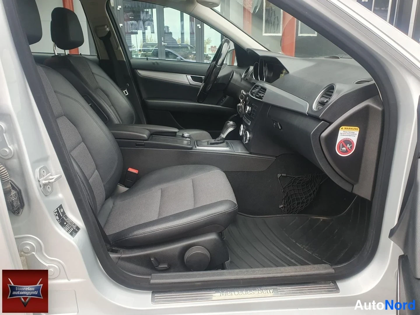 Hopea Mercedes-Benz C 250 CDI 2012, sivulta, kuva 8