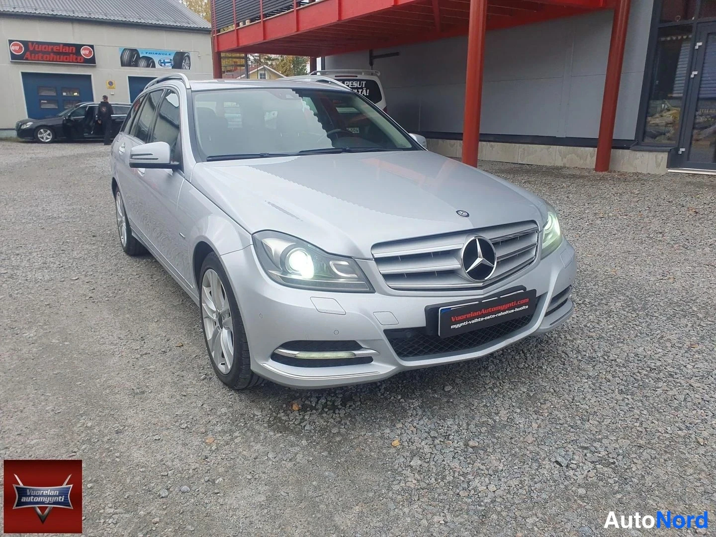 Hopea Mercedes-Benz C 250 CDI 2012, etuviisto, keula oikealle, kuva 2