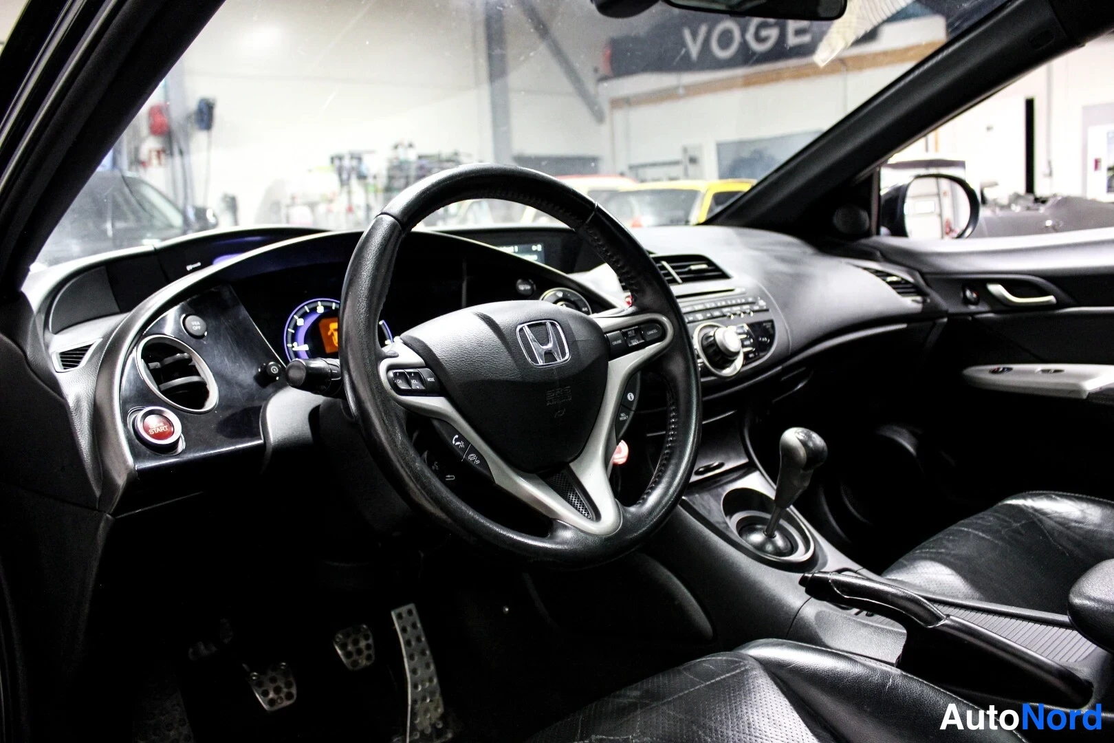 Musta Honda Civic 2008, kuva 12