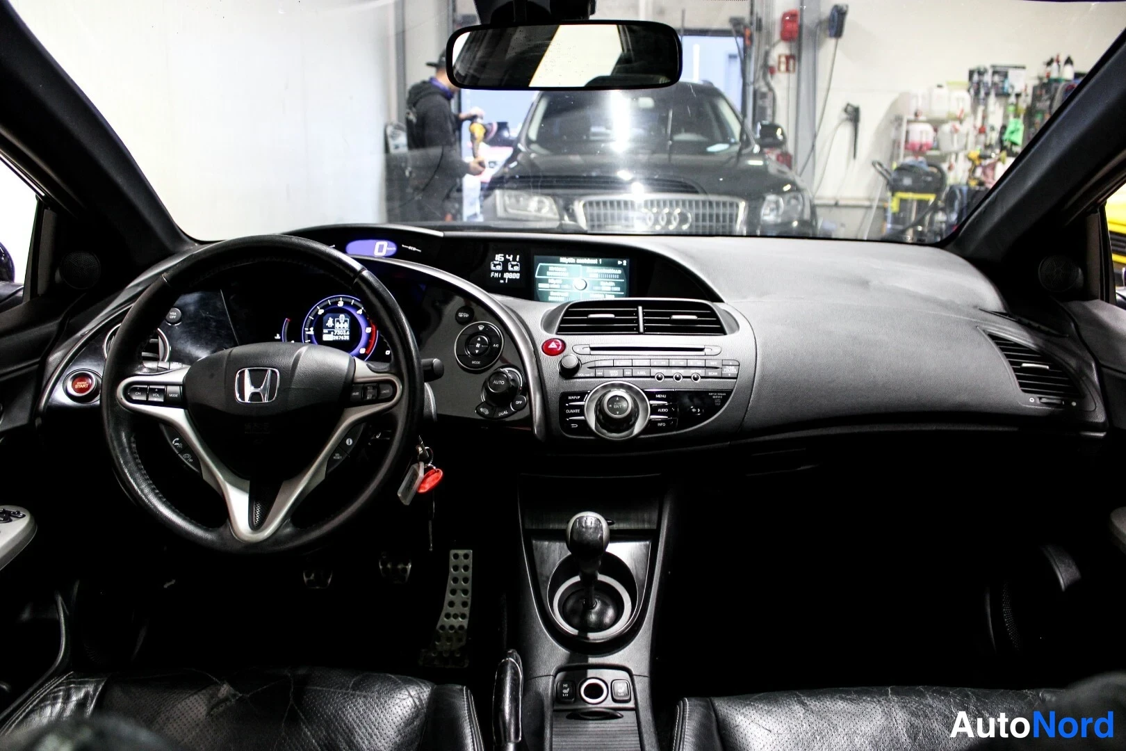 Musta Honda Civic 2008, kuva 13