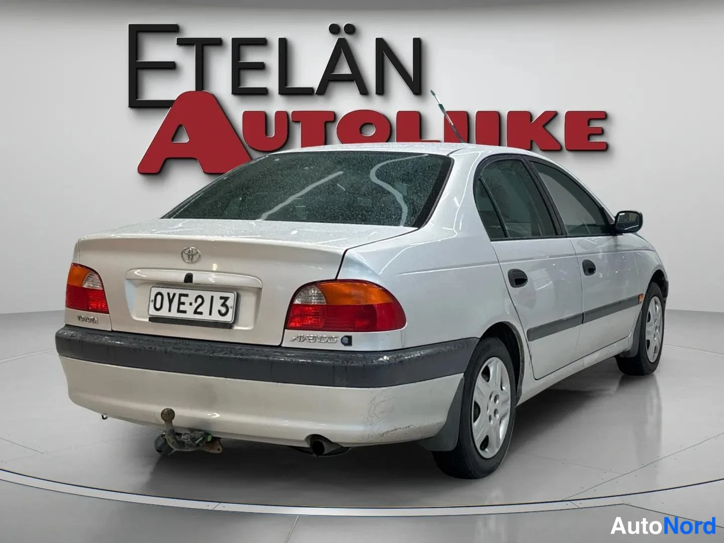 Hopea Toyota Avensis 2000, takaviisto, kuva 7