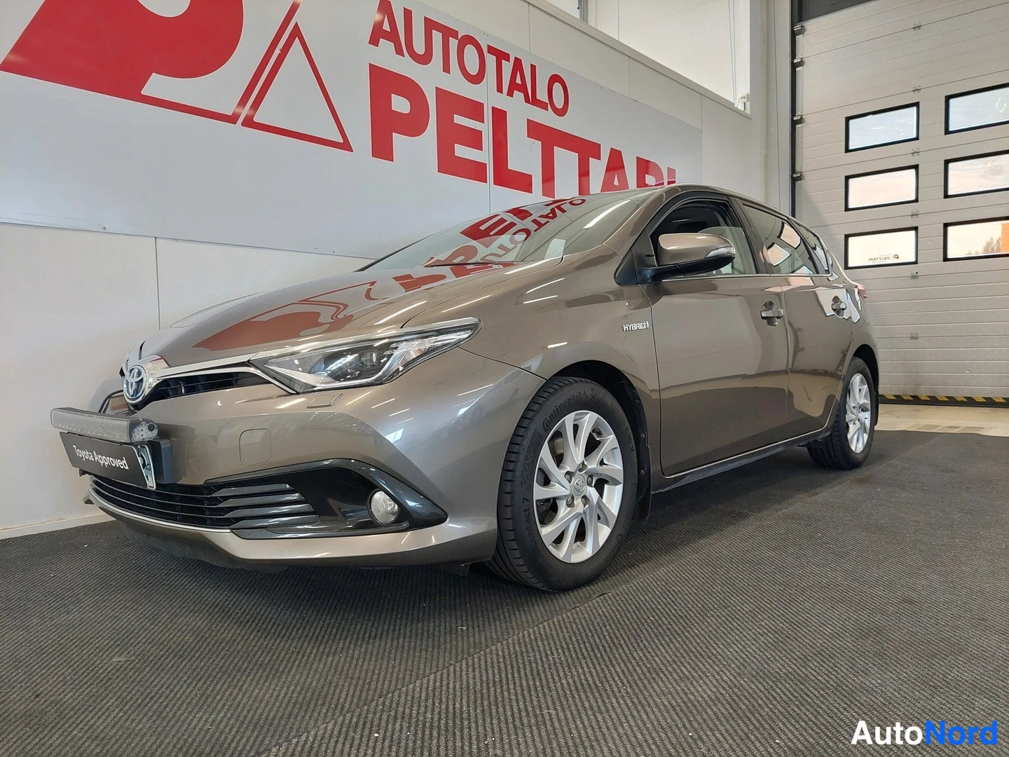 Toyota Auris 1,8 Hybrid Active 2017