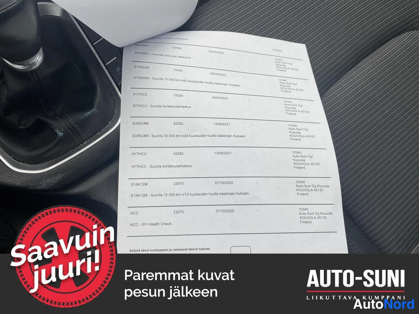 Asiakirja: Huoltokirjan sivu huoltolokimerkinnöillä, viimeisin merkintä HCC - 5Yr Health Check 23075 km 07/10/2020