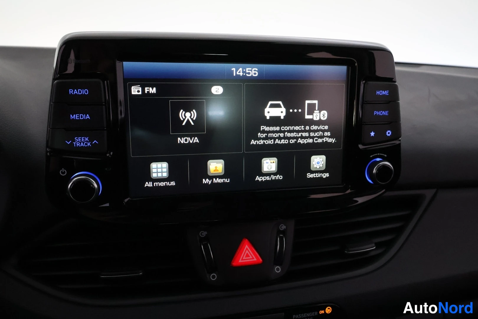 Valkoinen Hyundai i30 2019, yksityiskohta, kuva 15