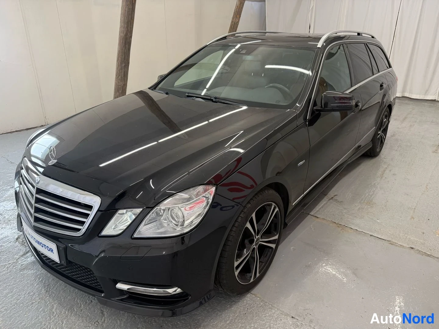 Mercedes-Benz E 7 2012