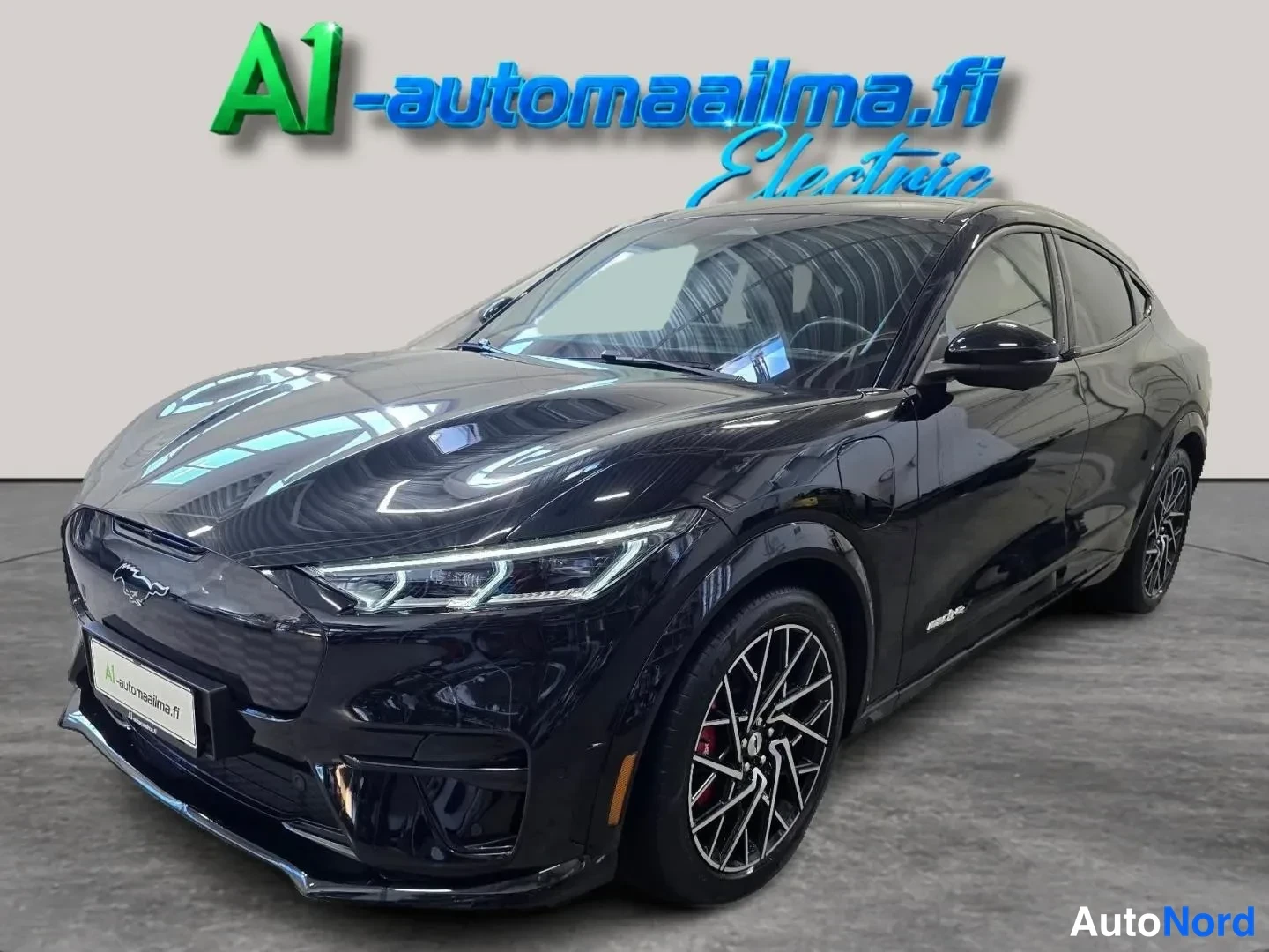 Ford Mustang Mach-E GT 487 hv 2022