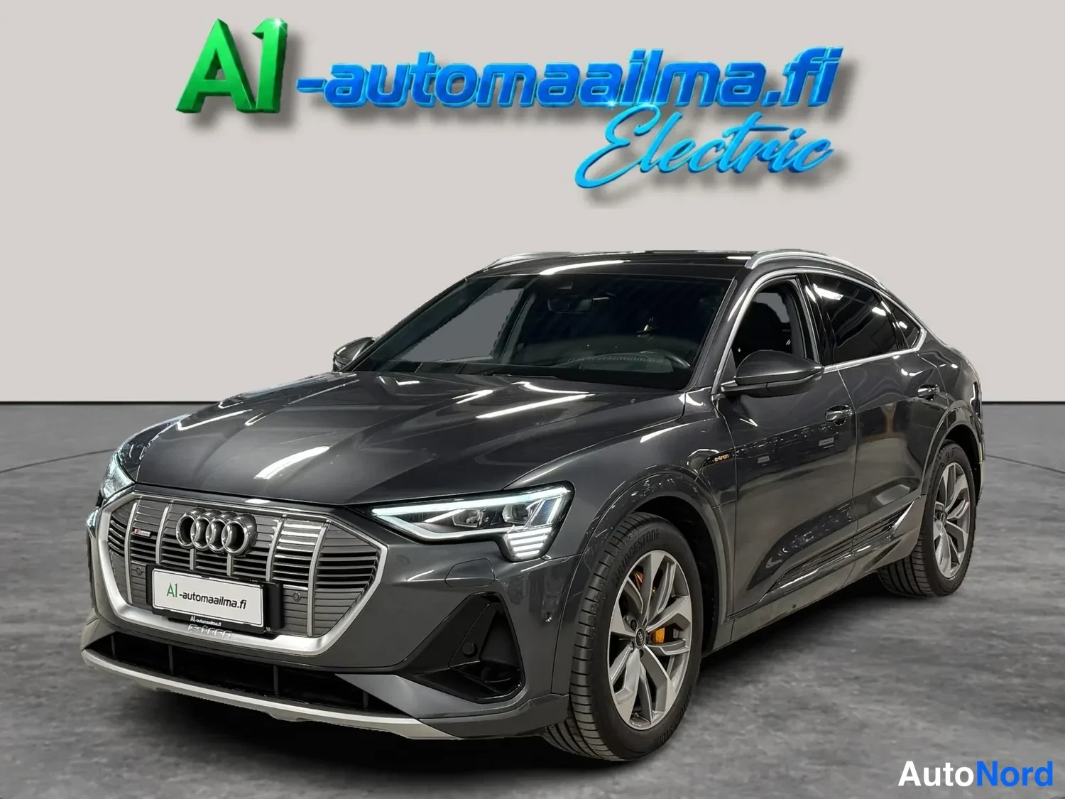 Audi e-tron 55 quattro S-line 2023