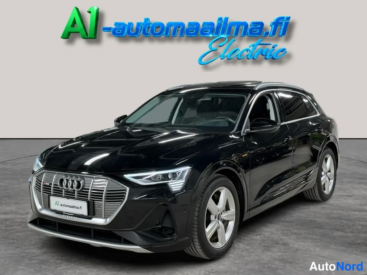 Audi e-tron 55 quattro S-line 2023