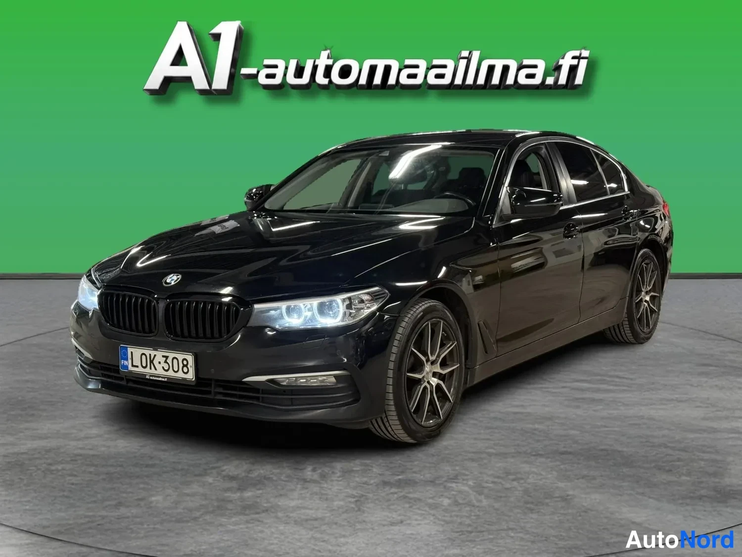 Musta BMW 520d xDrive 2018, kuva 12