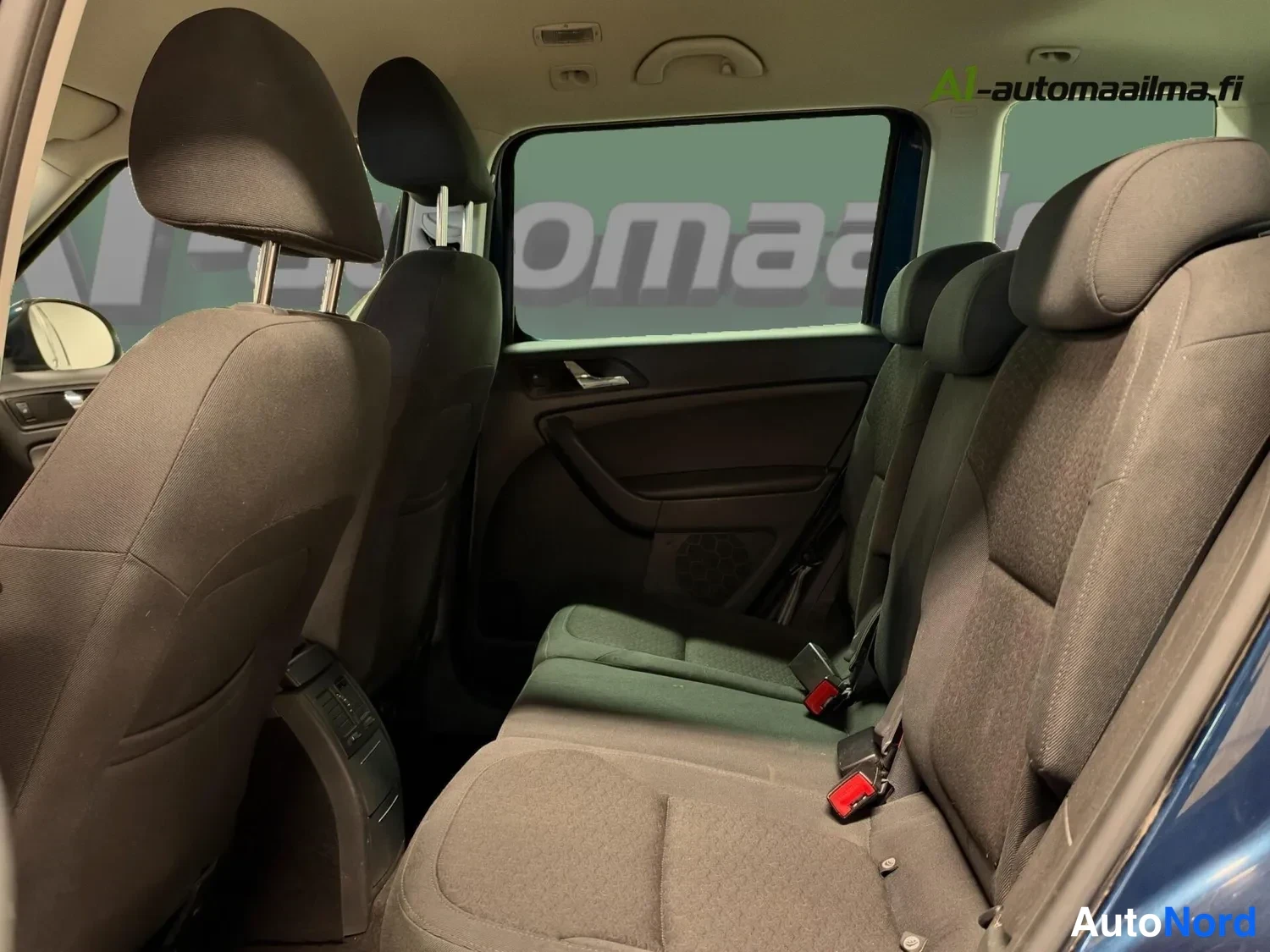 Sininen Skoda Yeti 2012, kuva 13