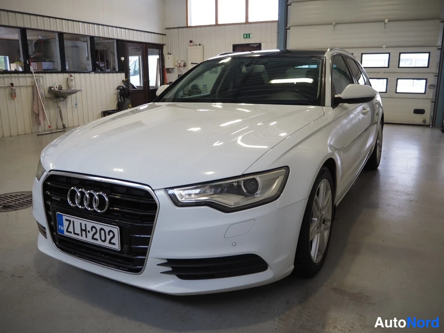 Audi A6 Avant 3,0 V6 TDI quattro Edition S tronic 2013