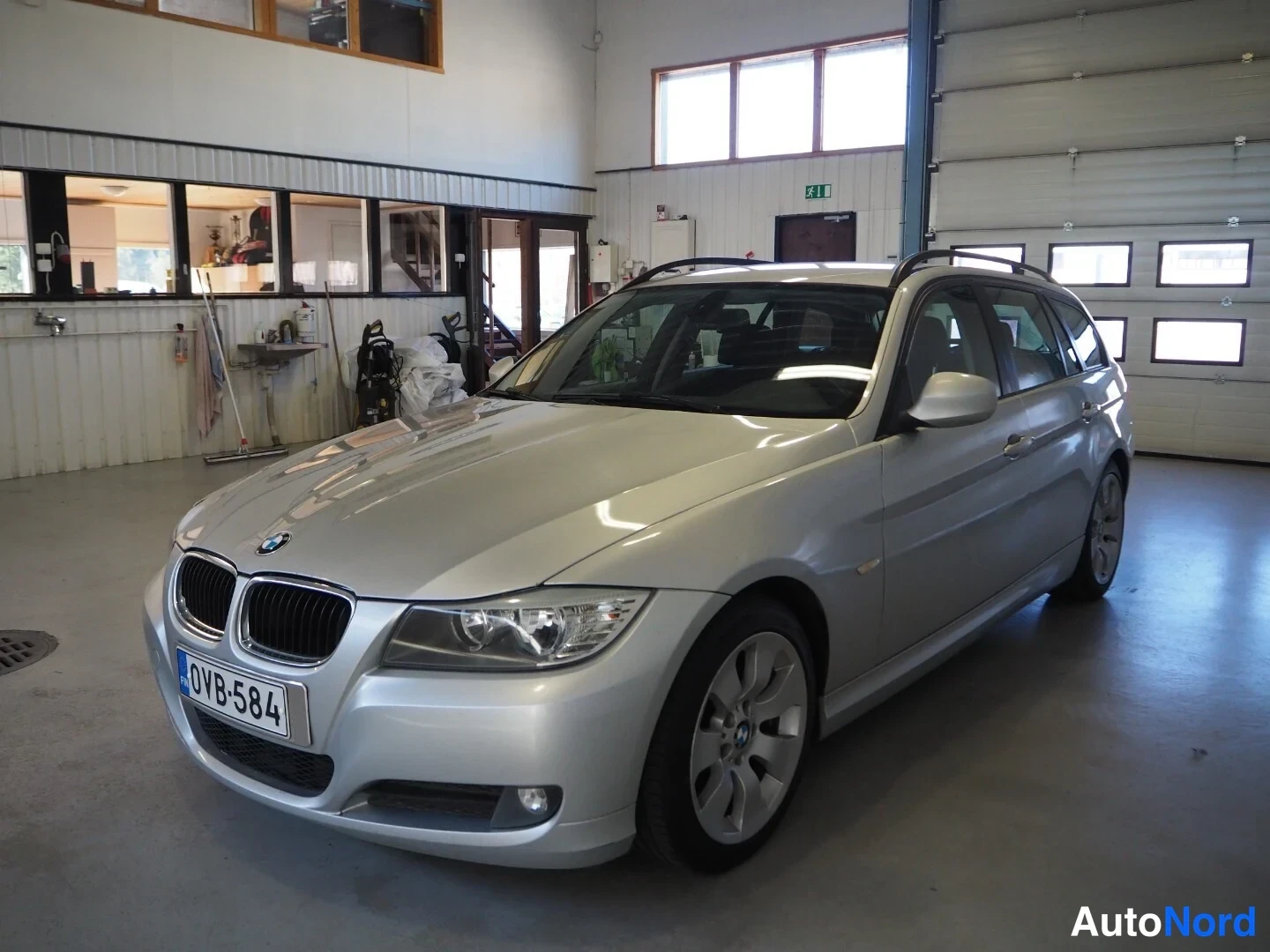 BMW 318d Touring Business 2009