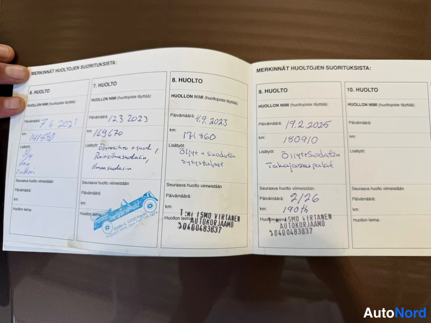 Muu: Avattu huoltokirja, huoltomerkinnät 6.–10. huollolle, viimeisin 19.2.2025 huollolla 180910 km.