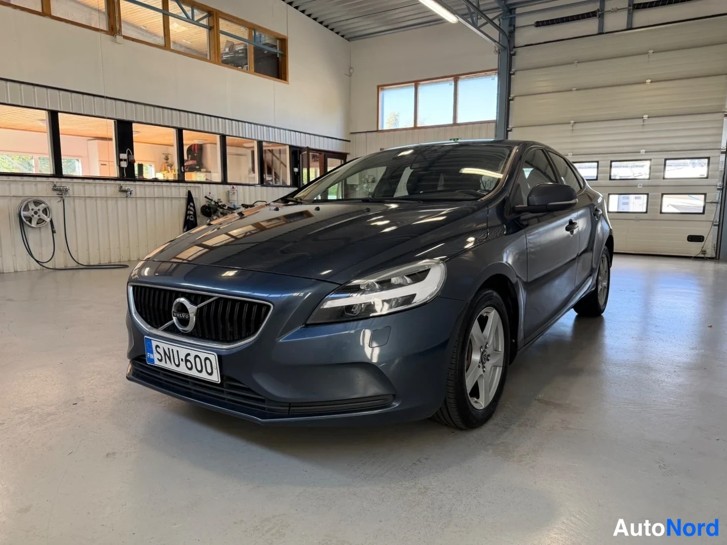 Volvo V40 D2 Business 2017