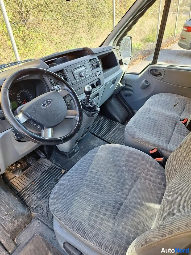 Harmaa Ford Transit 2011, kuva 10