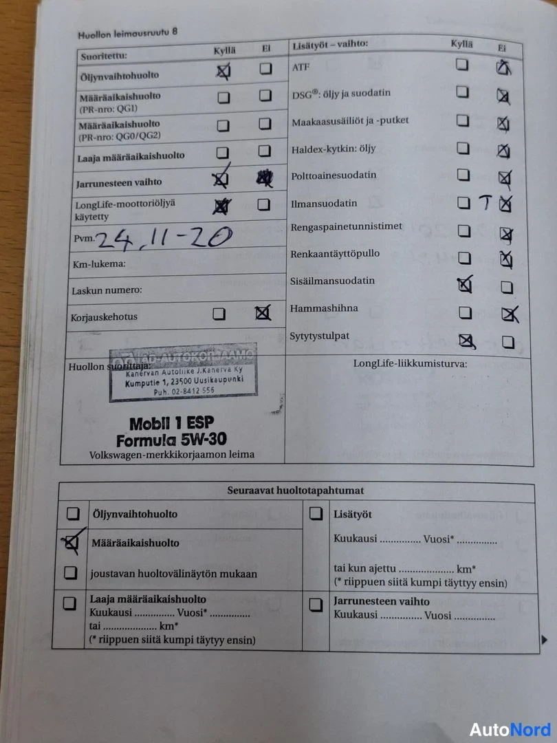 Asiakirja: Huollon leimausruutu 8: Karjalainen Autojen Jäähyväiset Kumpula Oy Kumpela 23500 Uusikaupunki Mobil 1 ESP Formula 5W-30, päivätty 24.11.2020.