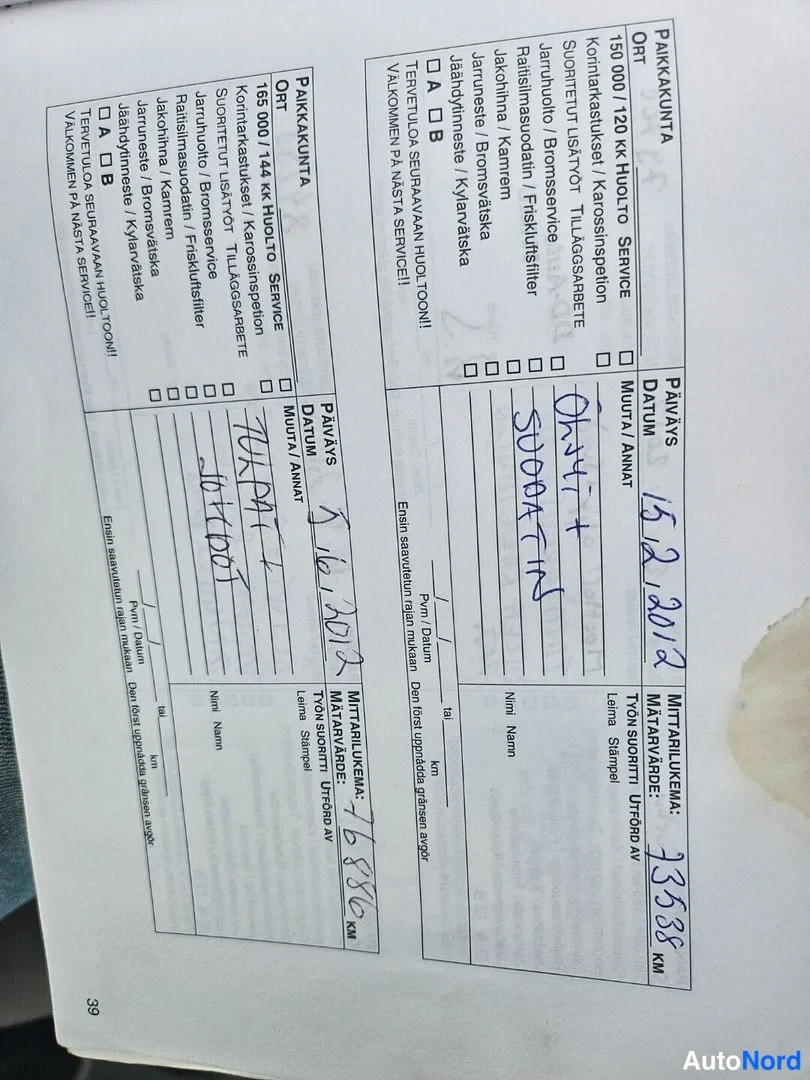 Asiakirja: Palvelutodistuksen (huoltokirjan) sivu: mittarilukema 37538 km ja päiväys 15.12.2012 kirjoitettuna, paikka Utdoja av.