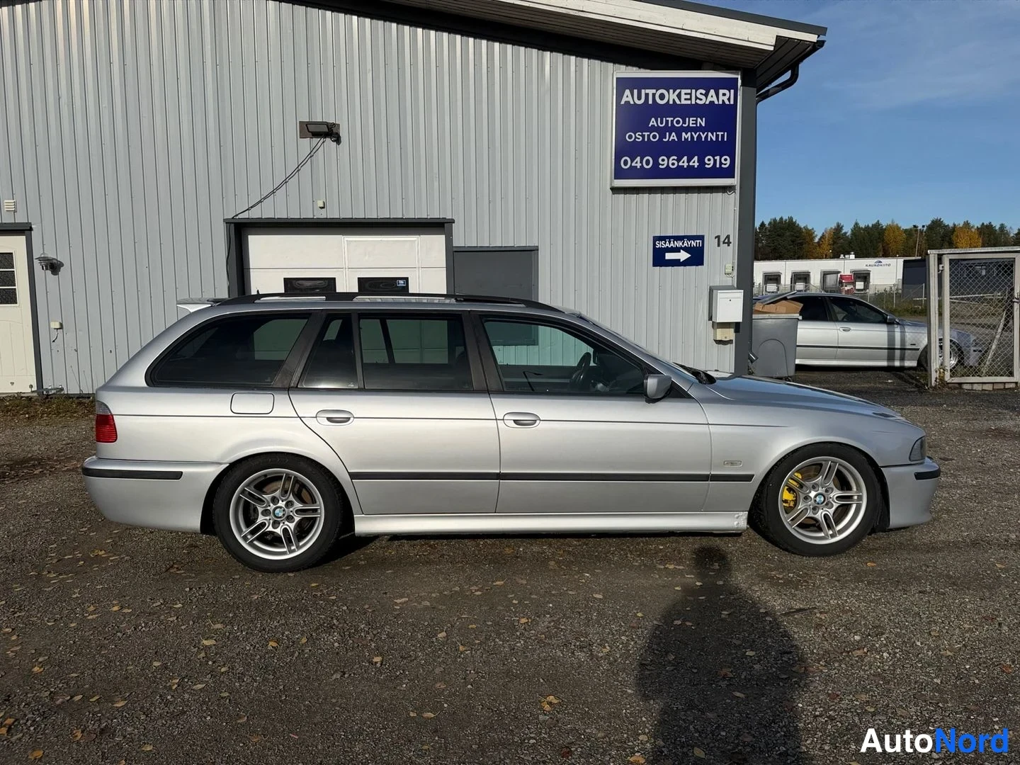 Hopea BMW 530d 2002, sivulta, kuva 9