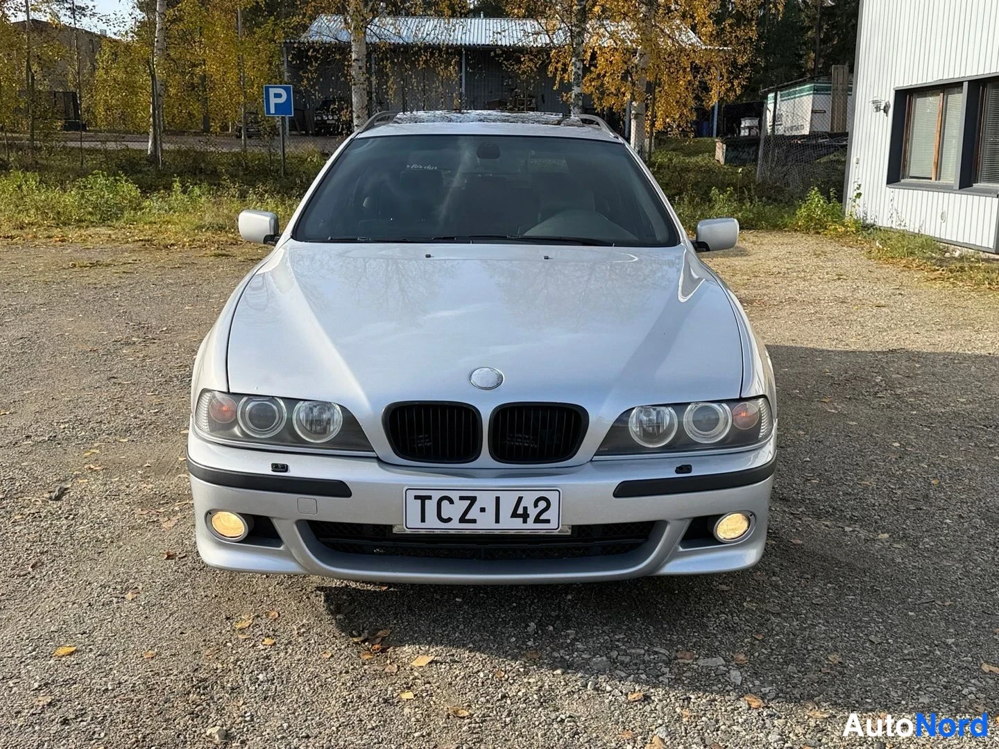 Hopea BMW 530d 2002, edestä, kuva 7