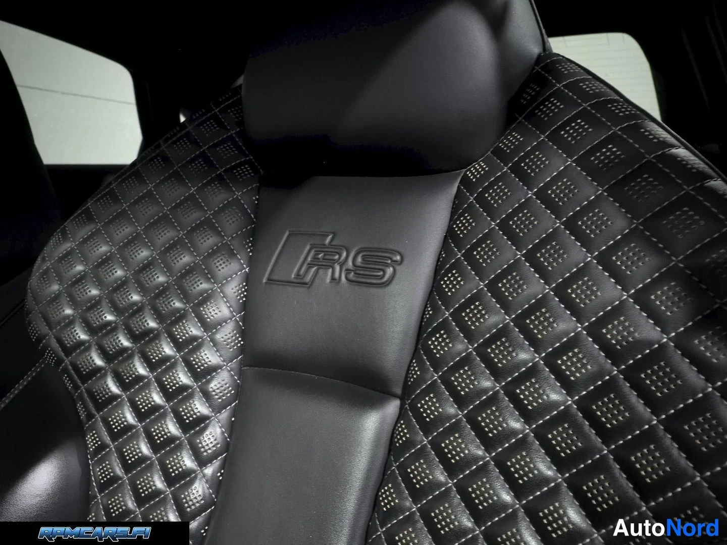 Harmaa Audi RS3 2018, kuva 42