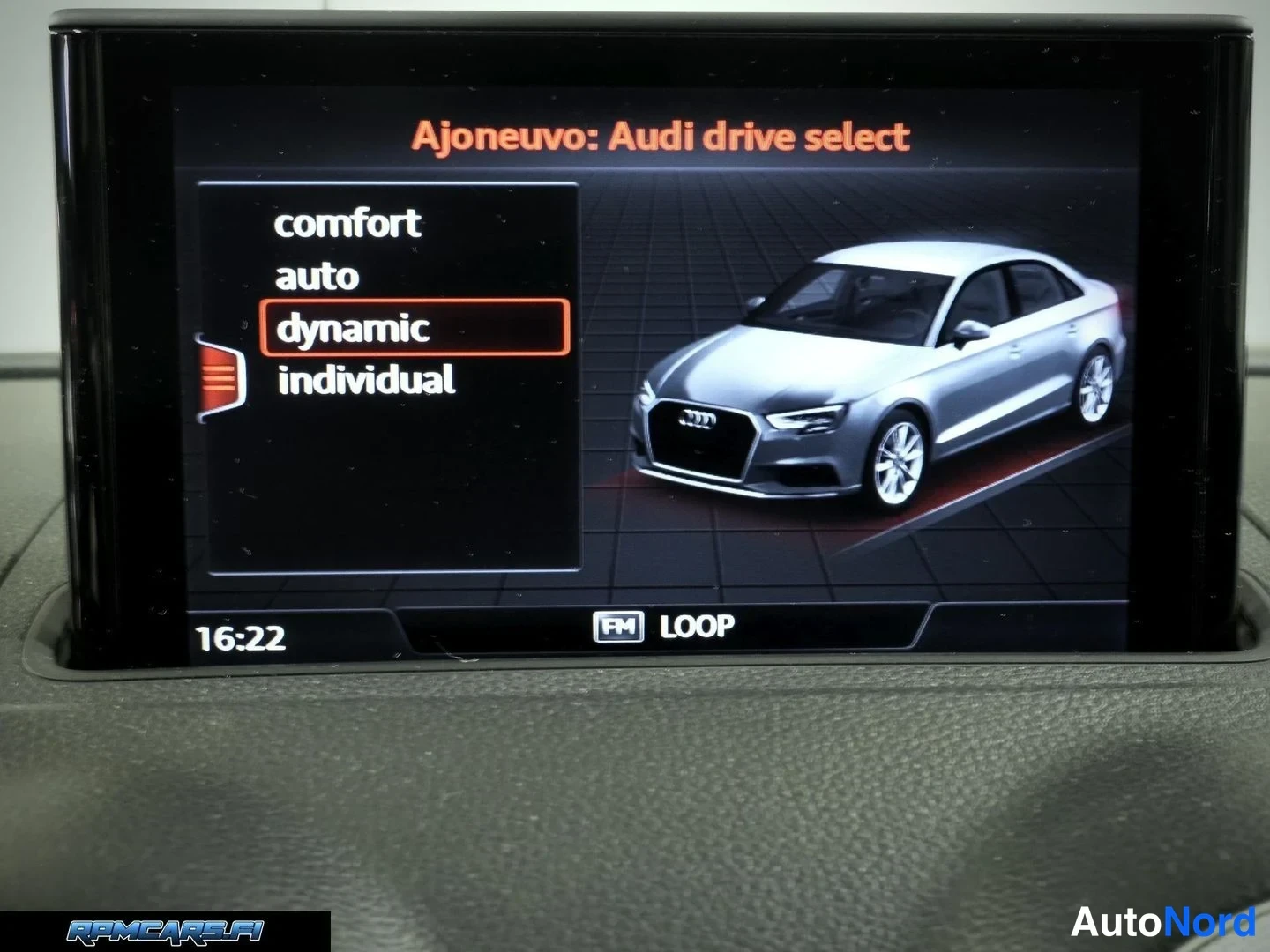 Harmaa Audi RS3 2018, kuva 77