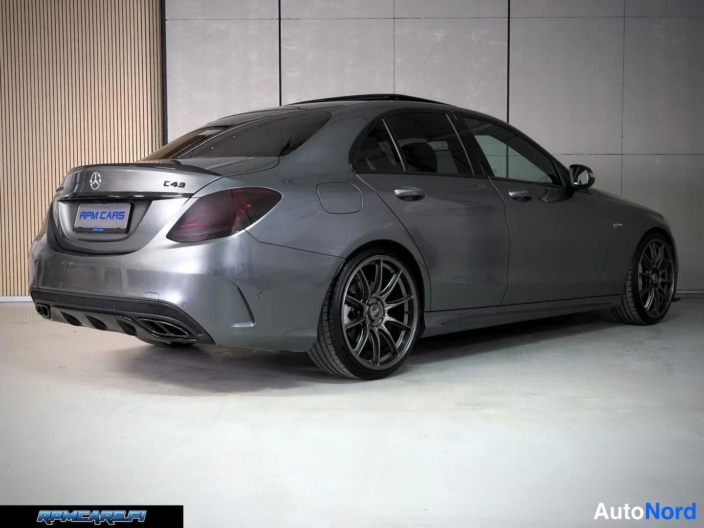 Harmaa Mercedes-Benz C 43 AMG 2017, takaviisto, kuva 21
