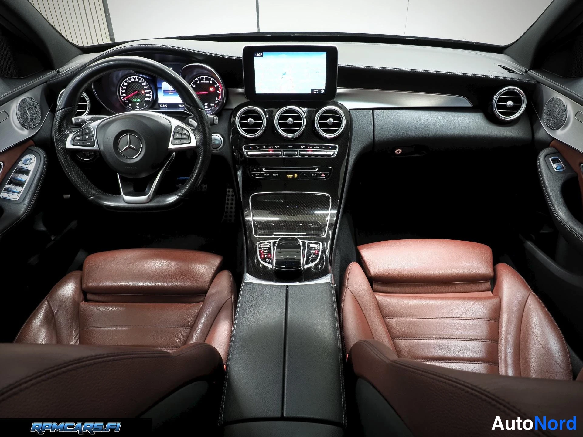 Harmaa Mercedes-Benz C 43 AMG 2017, takaa, kuva 26