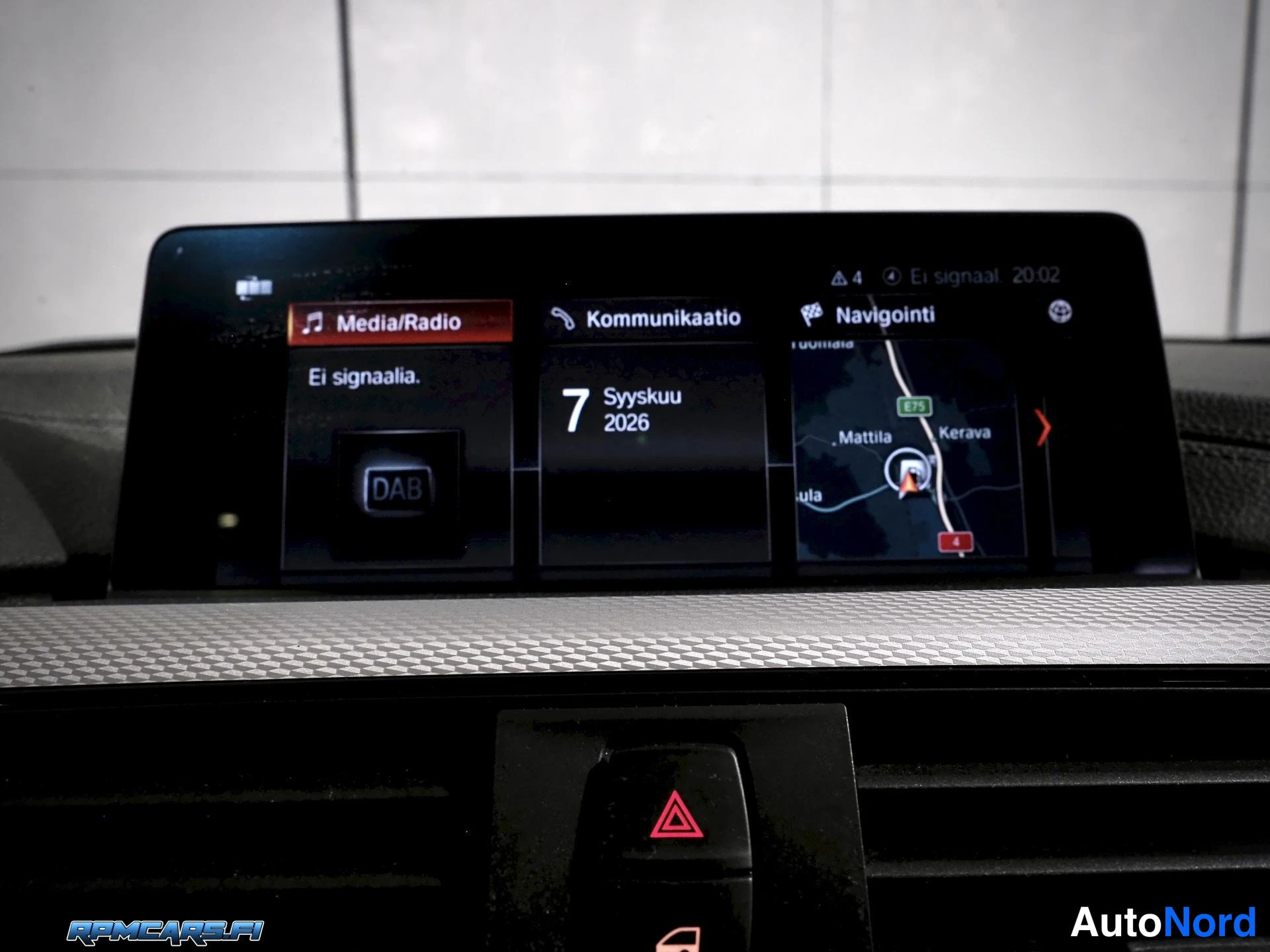 Sininen BMW 340i 2018, kuva 62