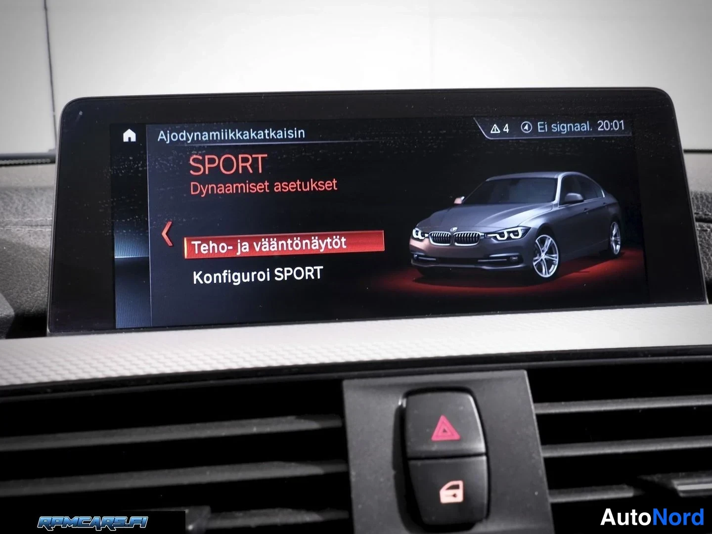 Sininen BMW 340i 2018, yksityiskohta, kuva 26