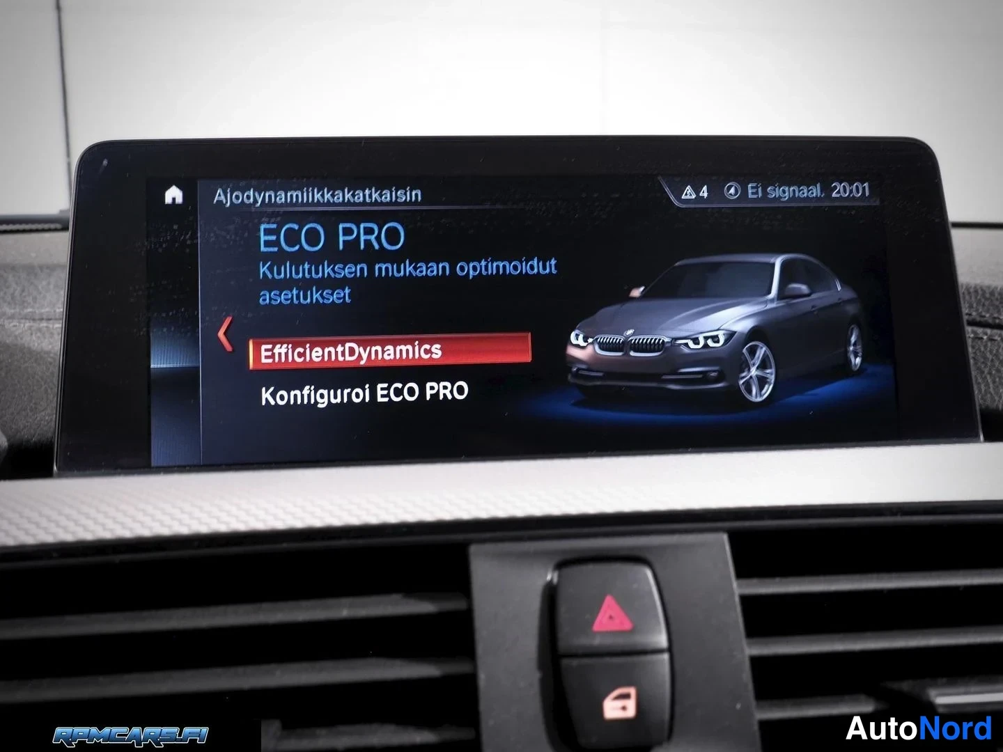 Sininen BMW 340i 2018, yksityiskohta, kuva 28