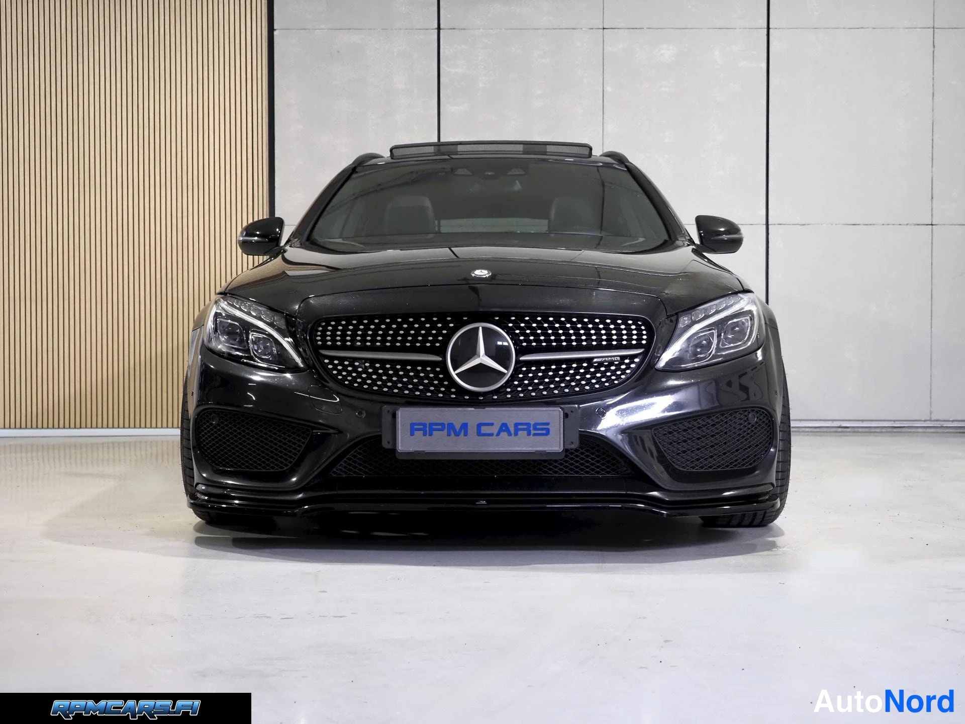 Musta Mercedes-Benz C 43 AMG 2017, edestä, kuva 11