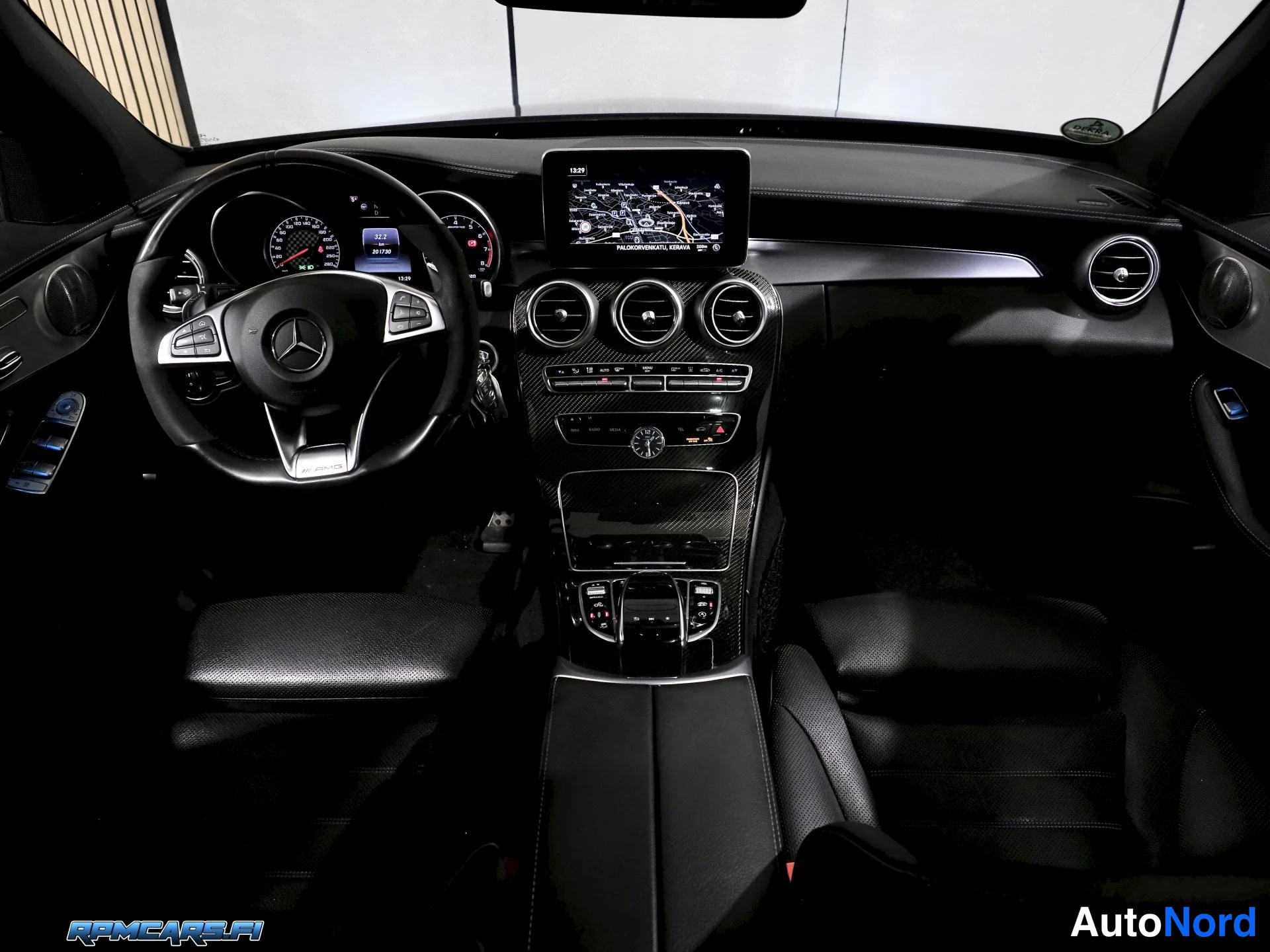Musta Mercedes-Benz C 43 AMG 2017, kuva 62